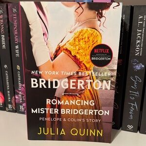 Bridgerton Book: Romancing Mister Bridgerton